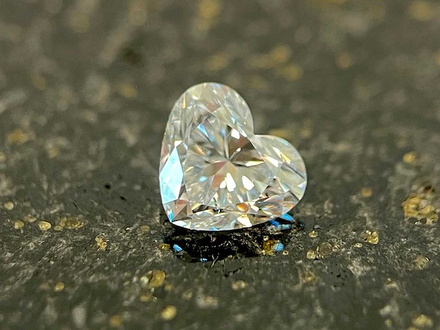 Diamant - 1.00 carat echte natuurlijke hart geslepen diamant (gia gecertificeerd) - afbeelding 1 van  6