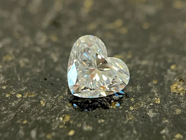 Diamant - 1.00 carat echte natuurlijke hart geslepen diamant (gia gecertificeerd) - afbeelding 1 van  7