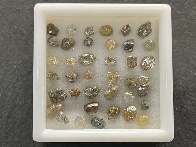 Diamant - 10.14 carat ruwe diamant - afbeelding 1 van  2
