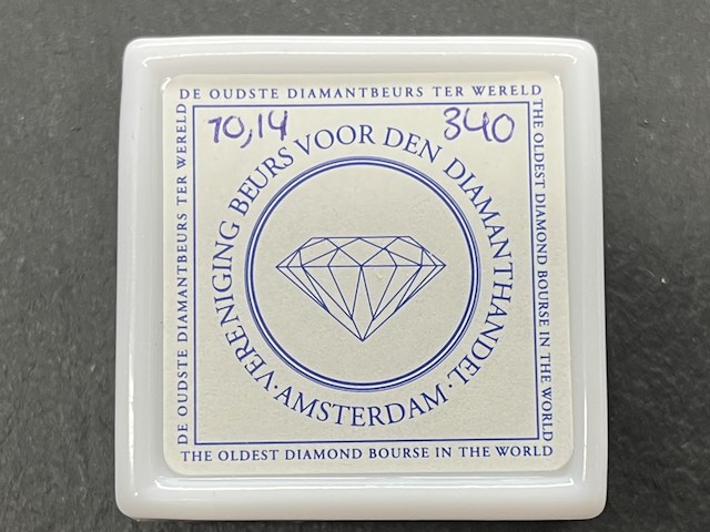 Diamant - 10.14 carat ruwe diamant - afbeelding 2 van  2