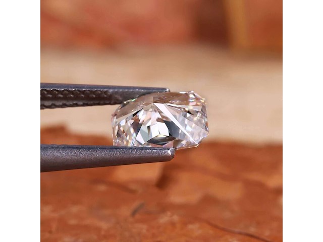 Diamant - 1.03ct radiant cut (igi gecertificeerd) - afbeelding 2 van  5