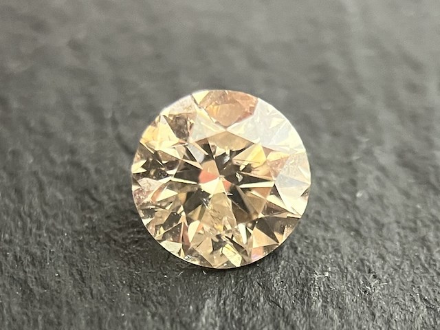 Diamant - 1.54 natuurlijke diamant - afbeelding 1 van  5