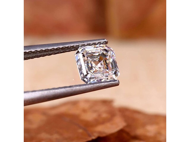 Diamant - 1.54ct asscher cut ( igi gecertificeerd ) - afbeelding 2 van  6