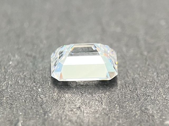 Diamant - 1.57 carat natuurlijke emerald geslepen diamant (gecertificeerd) - afbeelding 3 van  4
