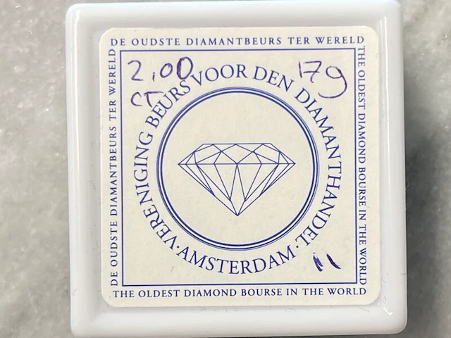 Diamant - 2.00 carat natuurlijke zwarte diamant (gecertificeerd) - afbeelding 2 van  4