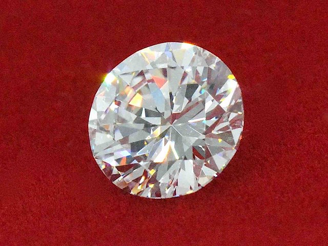 Diamant - 2.01 carat echte diamant (gecertificeerd) - afbeelding 1 van  5
