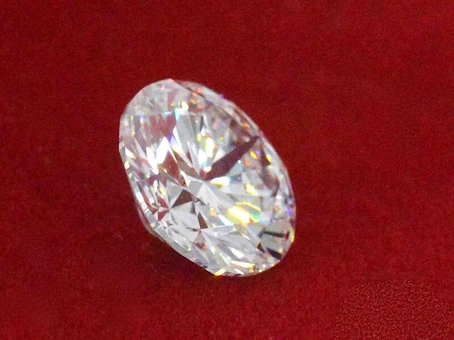 Diamant - 2.01 carat natuurlijke diamant (gecertificeerd) - afbeelding 3 van  6