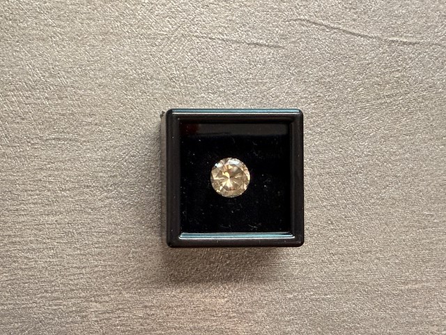Diamant - 2.01 carat natuurlijke diamant - afbeelding 1 van  4