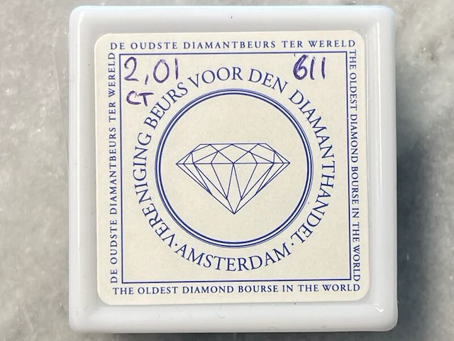 Diamant - 2.01 carat natuurlijke paarse diamant - afbeelding 2 van  4