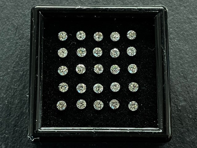 Diamant - 2.02 carat natuurlijke briljant geslepen diamant - afbeelding 1 van  4