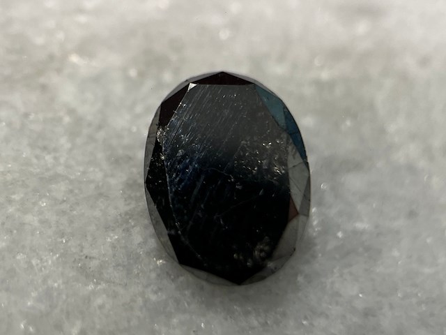 Diamant - 2.26 carat zwarte natuurlijke diamant - afbeelding 1 van  4