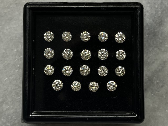 Diamant - 3.01 carat natuurlijke diamant - afbeelding 1 van  4