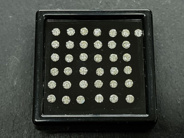 Diamant - 3.05 carat natuurlijke briljant geslepen diamant - afbeelding 1 van  4