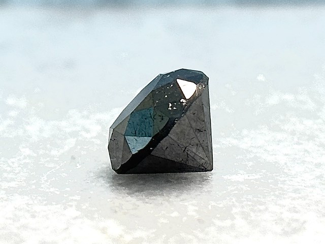 Diamant - 3.09 carat natuurlijke zwarte diamant - afbeelding 2 van  3