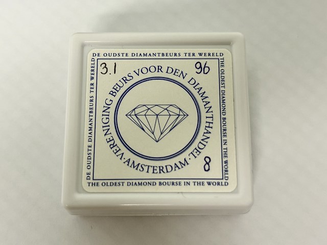 Diamant - 3.10 carat zwarte (enhanced) natuurlijke diamant - afbeelding 2 van  4