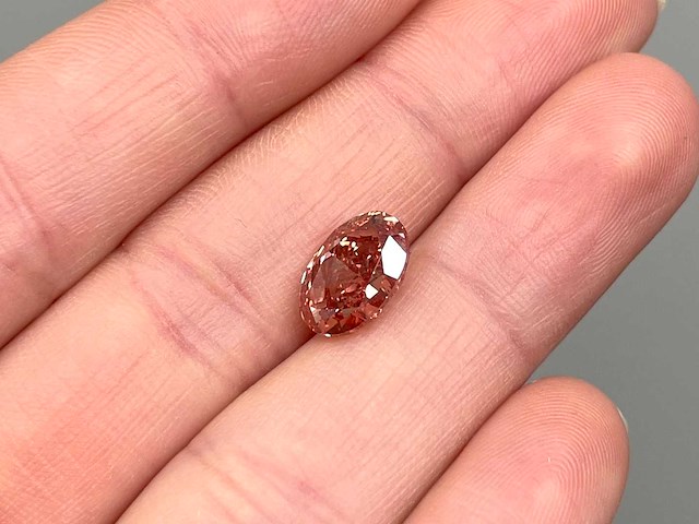 Diamant - 3.13 carat ovaal geslepen diamant (gecertificeerd) - afbeelding 5 van  5