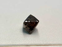 Diamant - 4.40 carat carat echte ruwe diamant - oktaeder vorm - afbeelding 2 van  3