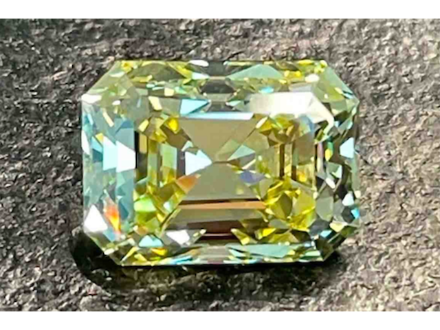 Diamant - 4.80 carat natuurlijke fancy colour diamant (gecertificeerd/investeringsobject) - afbeelding 1 van  6