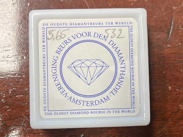 Diamant - 5.65 carat zwarte natuurlijke diamant - afbeelding 5 van  5