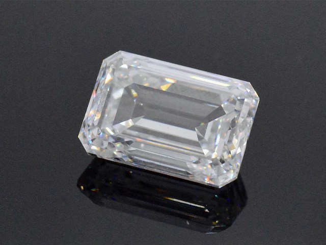 Diamant - circa 2.00 carat emerald geslepen diamant (gecertificeerd) - afbeelding 2 van  4