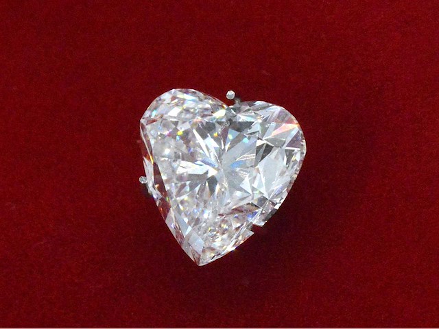 Diamant - circa 2.00 carat hart vorm geslepen diamant (gecertificeerd) - afbeelding 2 van  3