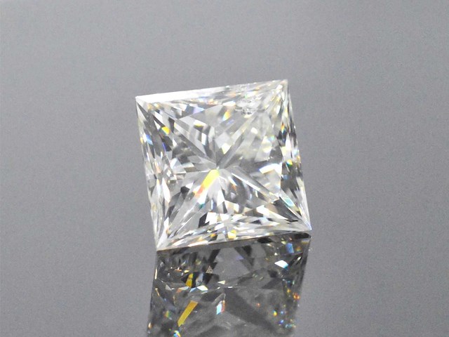 Diamant - circa 3.00 carat prinses geslepen diamant (gecertificeerd) - afbeelding 1 van  3