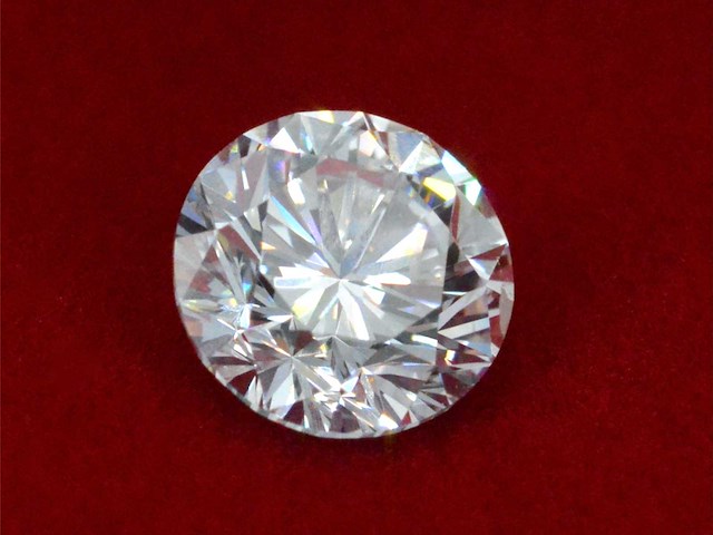 Diamant - circa 5.00 carat briljant geslepen diamant (gecertificeerd) - afbeelding 1 van  3