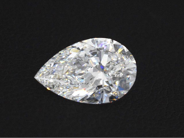 Diamant - circa 5.00 carat peer vorm geslepen diamant (gecertificeerd) - afbeelding 1 van  4