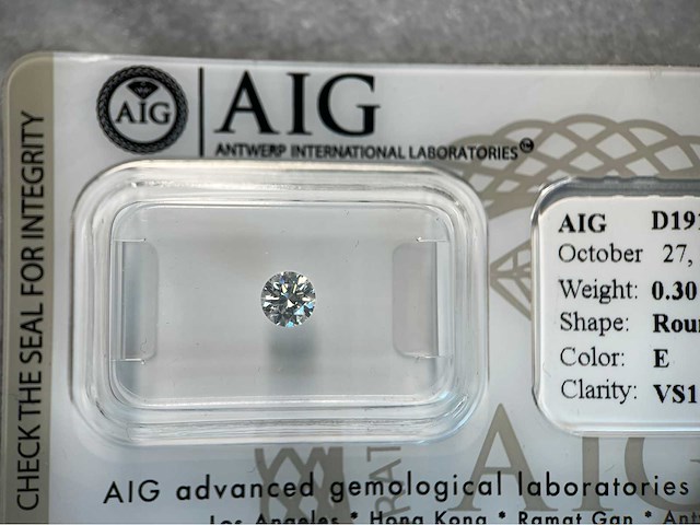 Diamant 0.30 carat natuurlijk gecertificeerd - afbeelding 1 van  3
