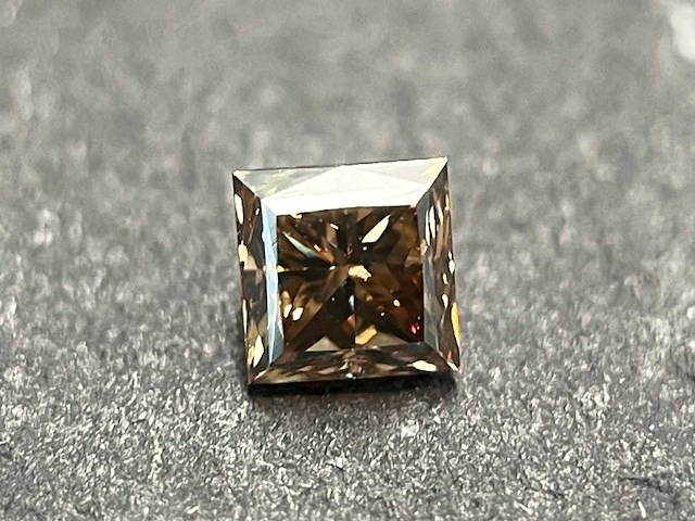 Diamant 0.40 carat natuurlijke diamant - afbeelding 1 van  4
