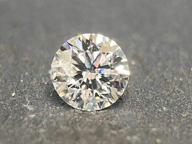 Diamant 0.50 carat geslepen diamant - afbeelding 1 van  1