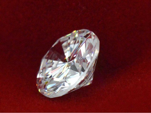 Diamant 0.52 carat starcut briljant geslepen diamant gecertificeerd - afbeelding 2 van  4
