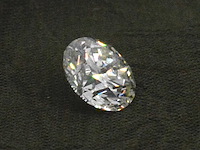 Diamant 0.76 carat natuurlijke diamant gecertificeerd - afbeelding 2 van  3