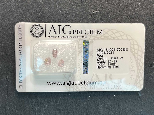 Diamant 0.83 carat natuurlijke roze diamant gecertificeerd - afbeelding 1 van  3