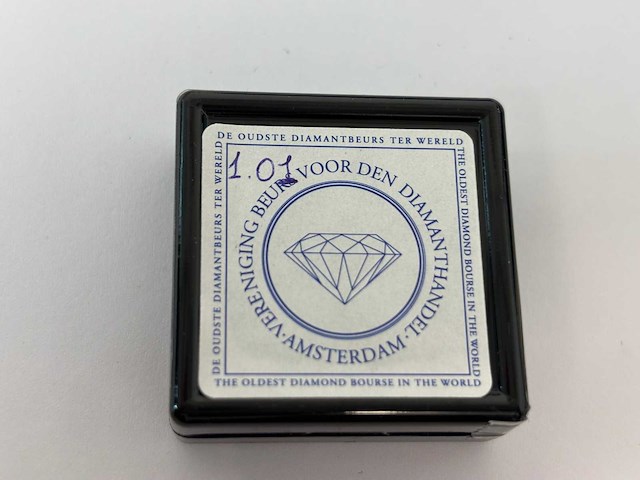 Diamant 1.01 carat baguette geslepen diamant - afbeelding 2 van  3