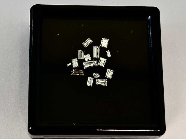 Diamant 1.01 carat baguette geslepen diamant - afbeelding 1 van  3