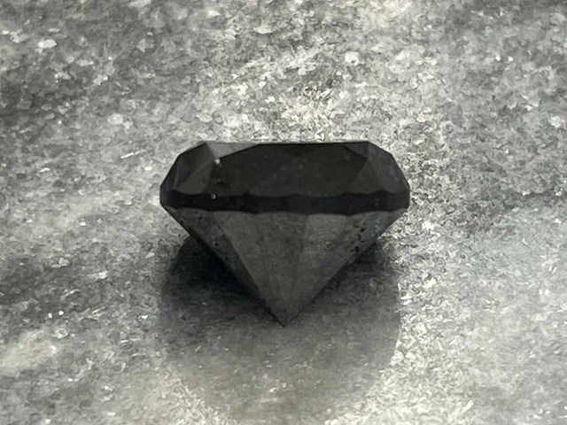 Diamant 11.35 carat zwarte natuurlijke diamant - afbeelding 4 van  4