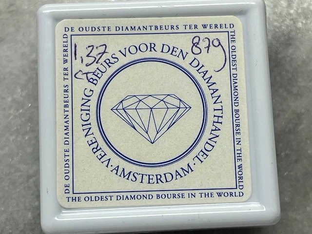 Diamant 1.37 ct - afbeelding 2 van  3