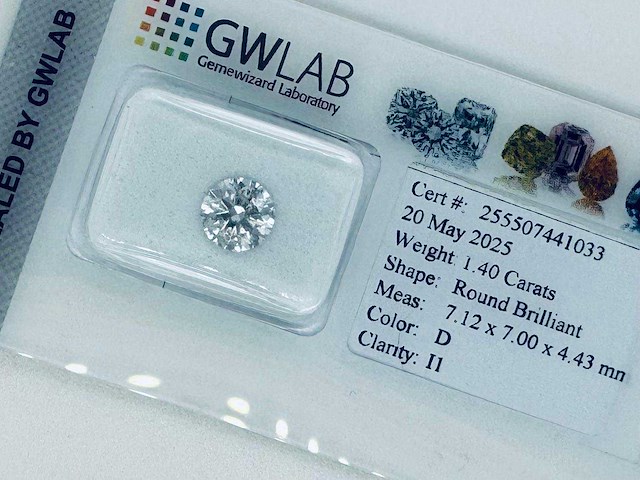 Diamant 1,40 crt. naturel kleur d - afbeelding 3 van  3