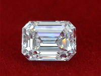 Diamant 3.00 carat emerald geslepen diamant gecertificeerd - afbeelding 2 van  5
