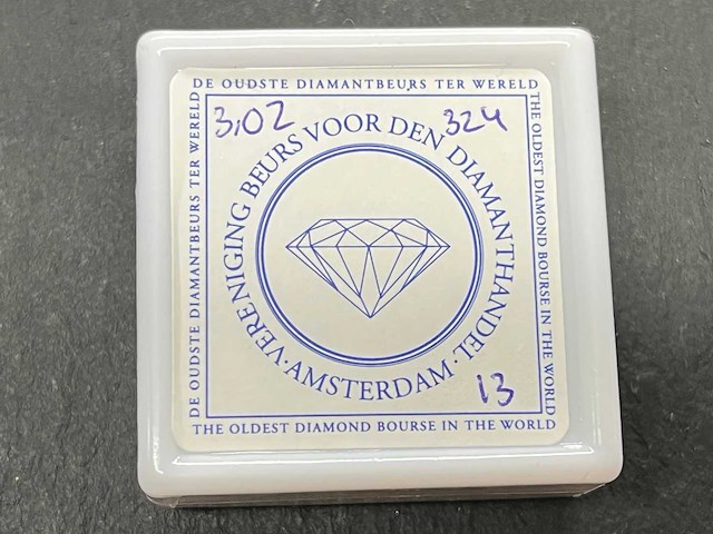 Diamant 3.02 carat ruwe diamant van top kwaliteit - afbeelding 1 van  3