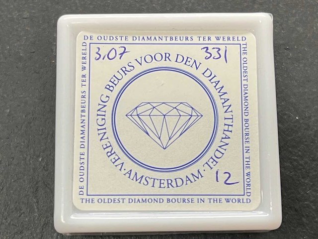 Diamant 3.07 carat ruwe diamant van top kwaliteit - afbeelding 2 van  3