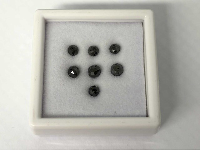 Diamant 3.10 carat zwarte natuurlijke diamant - afbeelding 1 van  3