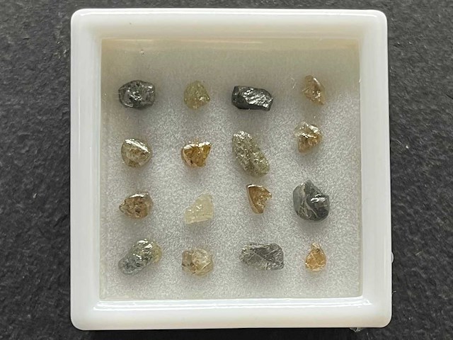 Diamant 5.00 carat ruwe diamant top kwaliteit - afbeelding 1 van  3