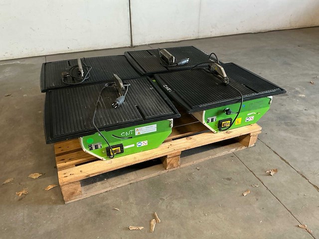 Diamant boart ts230f tegelzaagmachine - afbeelding 1 van  10