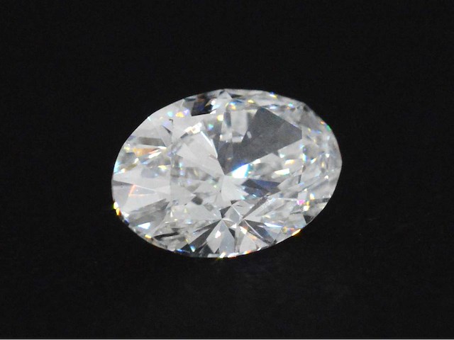 Diamant circa 4.00 carat ovaal geslepen gecertificeerd - afbeelding 1 van  3