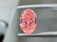 Diamant exclusive - 1.06ct (igi gecertificeerd), fancy vivid pink - afbeelding 2 van  5