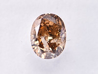 Diamant | ovaal fancy geelbruin| 0.61ct ( igi gecertificeerd ) - afbeelding 2 van  5