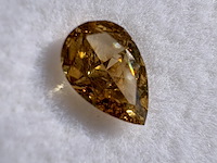 Diamant | pear brilliant | 1.00ct ( igi gecertificeerd ) - afbeelding 1 van  5