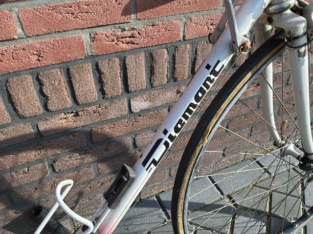 Diamant racefiets geets sport - afbeelding 7 van  9